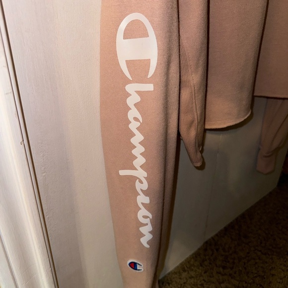 Champion cropped sweatshirt - Picture 3 of 3